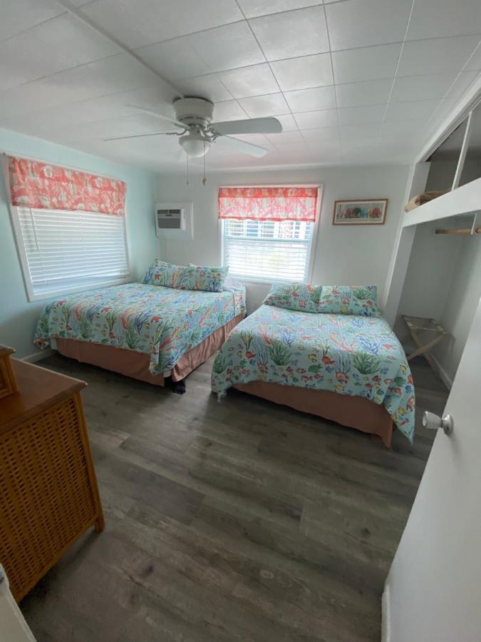 Tropical Winds Beachfront Motel And Cottages Sanibel Buitenkant foto