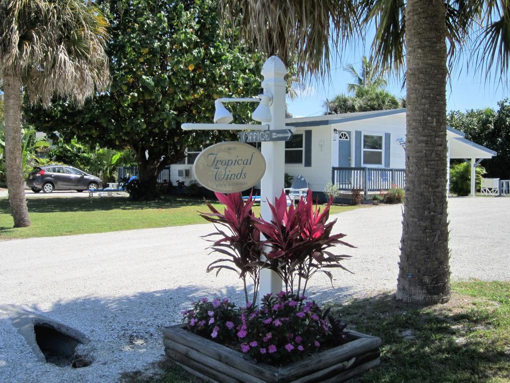 Tropical Winds Beachfront Motel And Cottages Sanibel Buitenkant foto